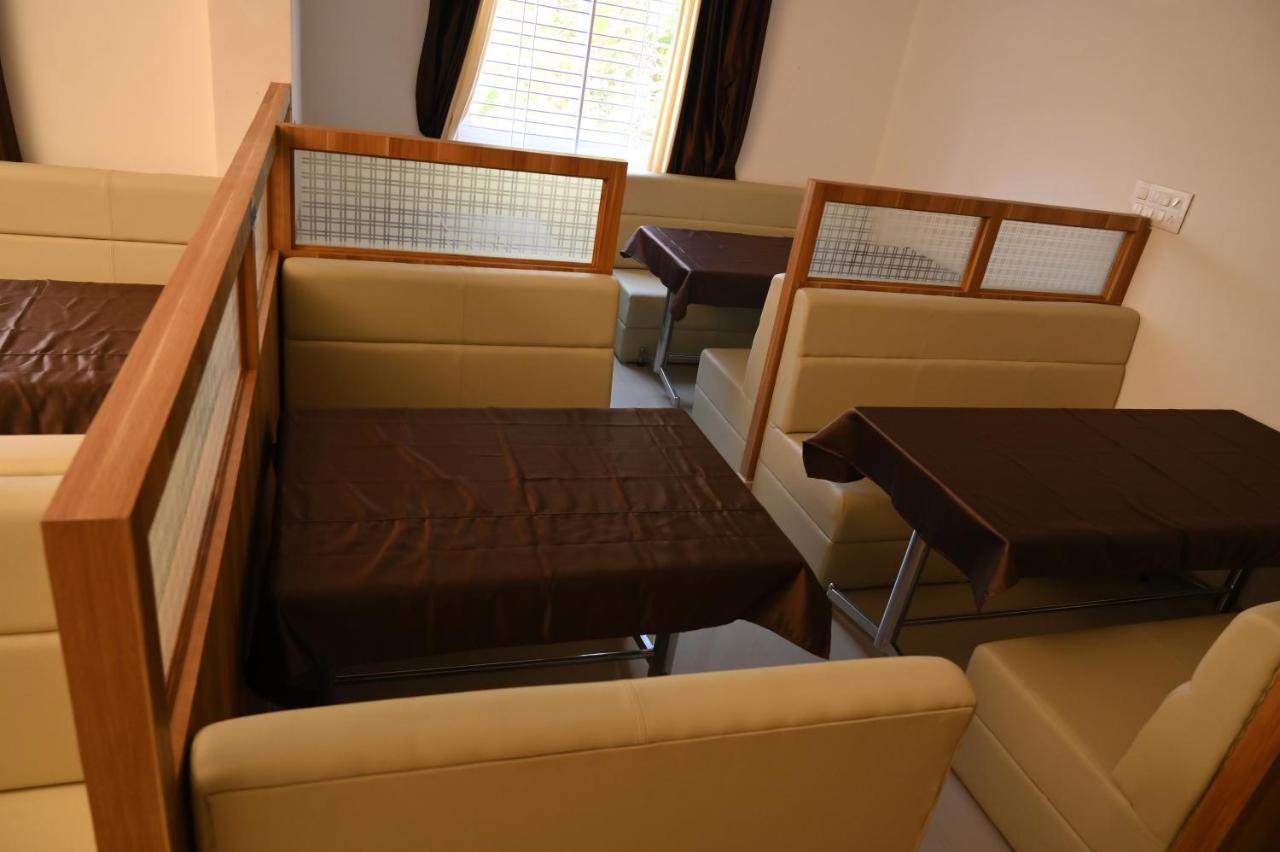 Hotel Blue Rays Bainduru Dış mekan fotoğraf