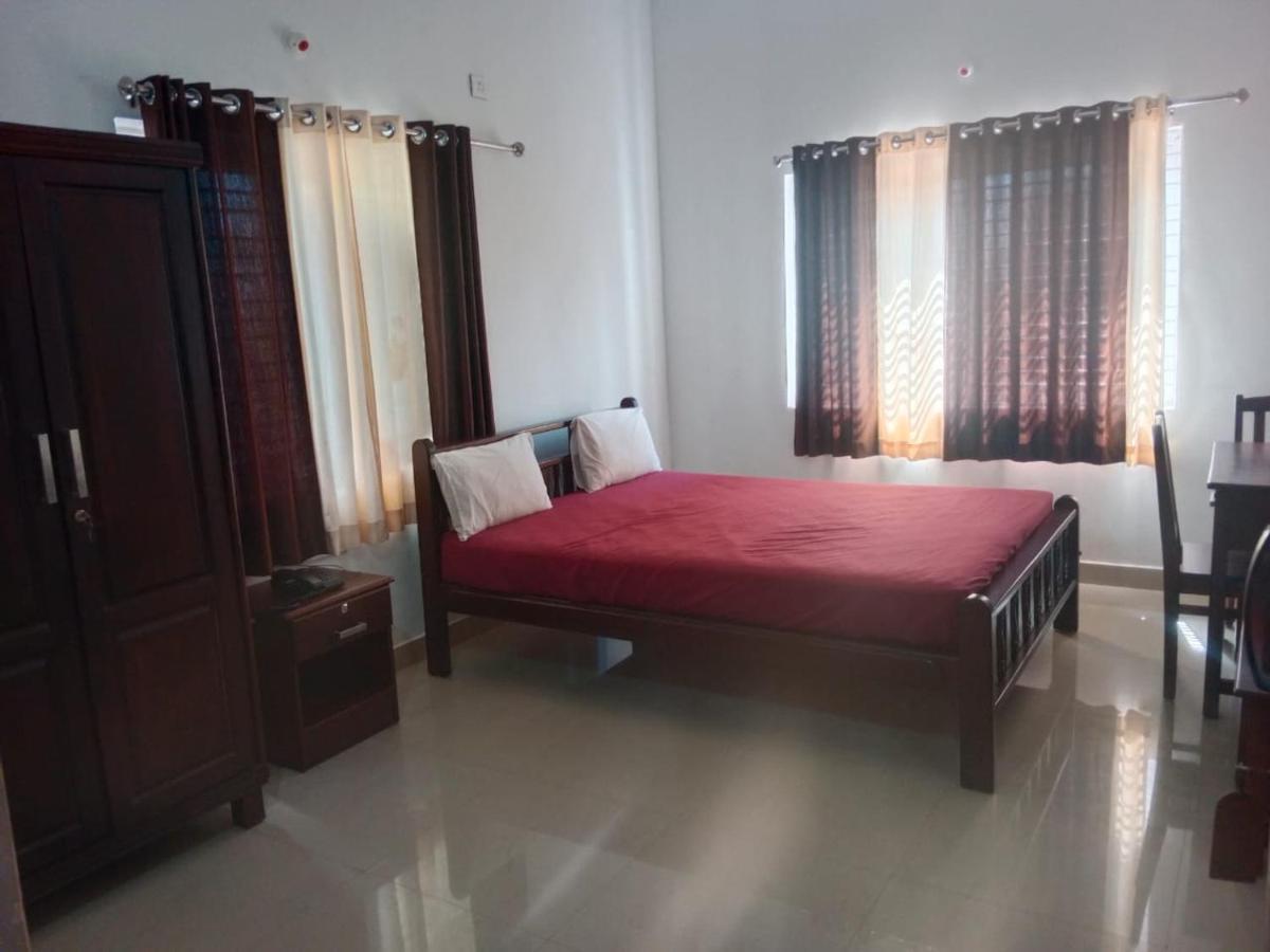 Hotel Blue Rays Bainduru Dış mekan fotoğraf